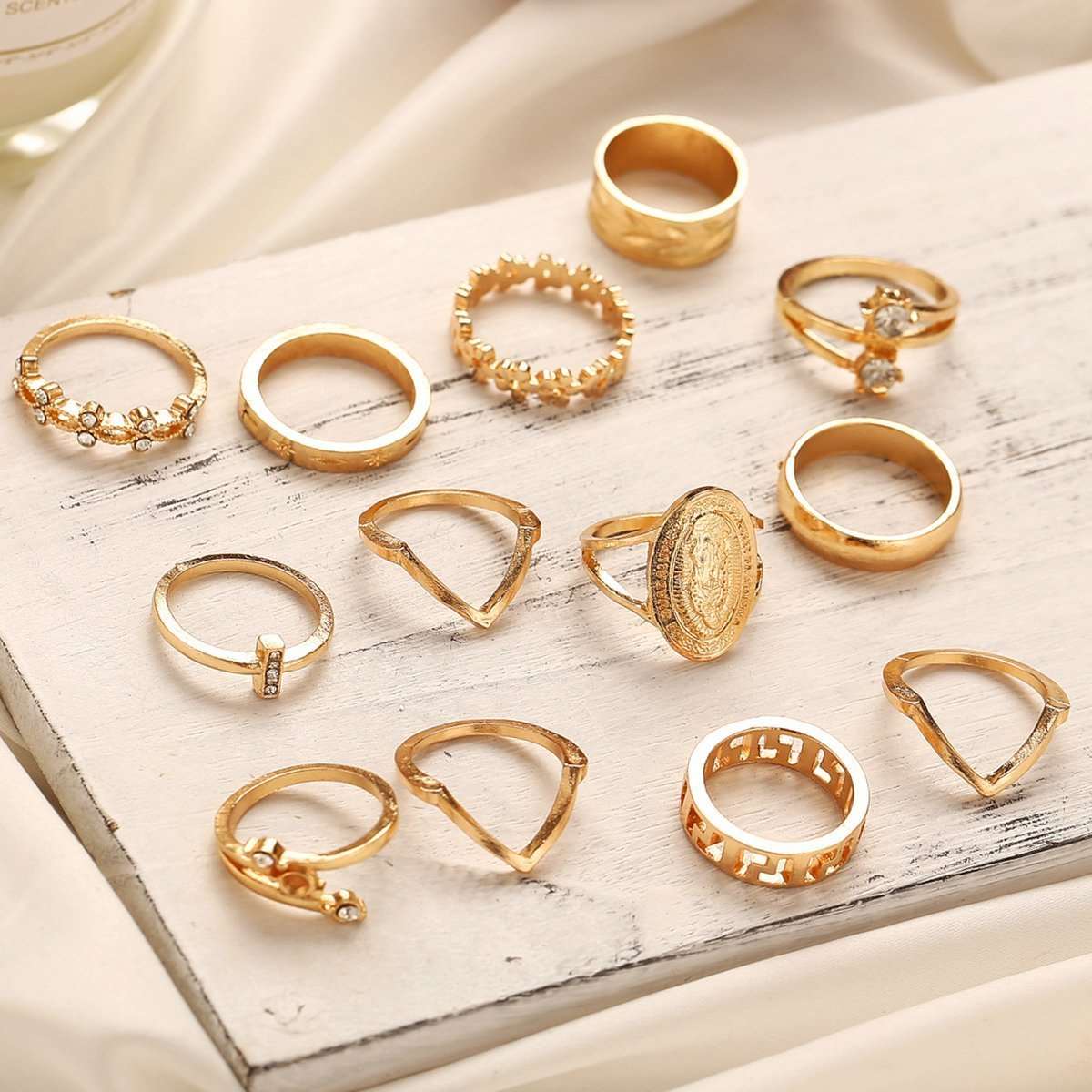 13 Piece Medallion Ring Set With Austrian Crystals 18K Gold Plated Ring ITALY Design - Qobeyhub