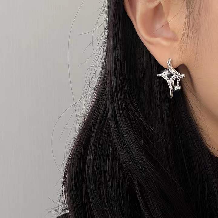 Asterism Rhinestone Earrings - Qobeyhub